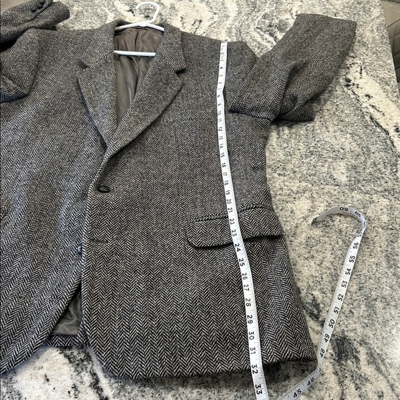 Sears Gray Herringbone Sport Coat - Picture 8 of 9